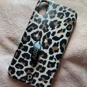 iPhone XR loopy case